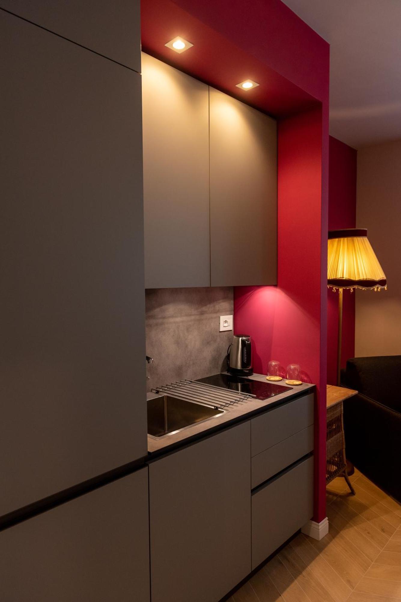 Regina Boutique Suites トリエステ エクステリア 写真