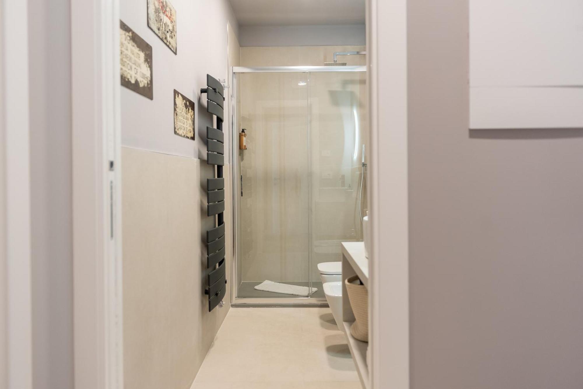 Regina Boutique Suites トリエステ エクステリア 写真