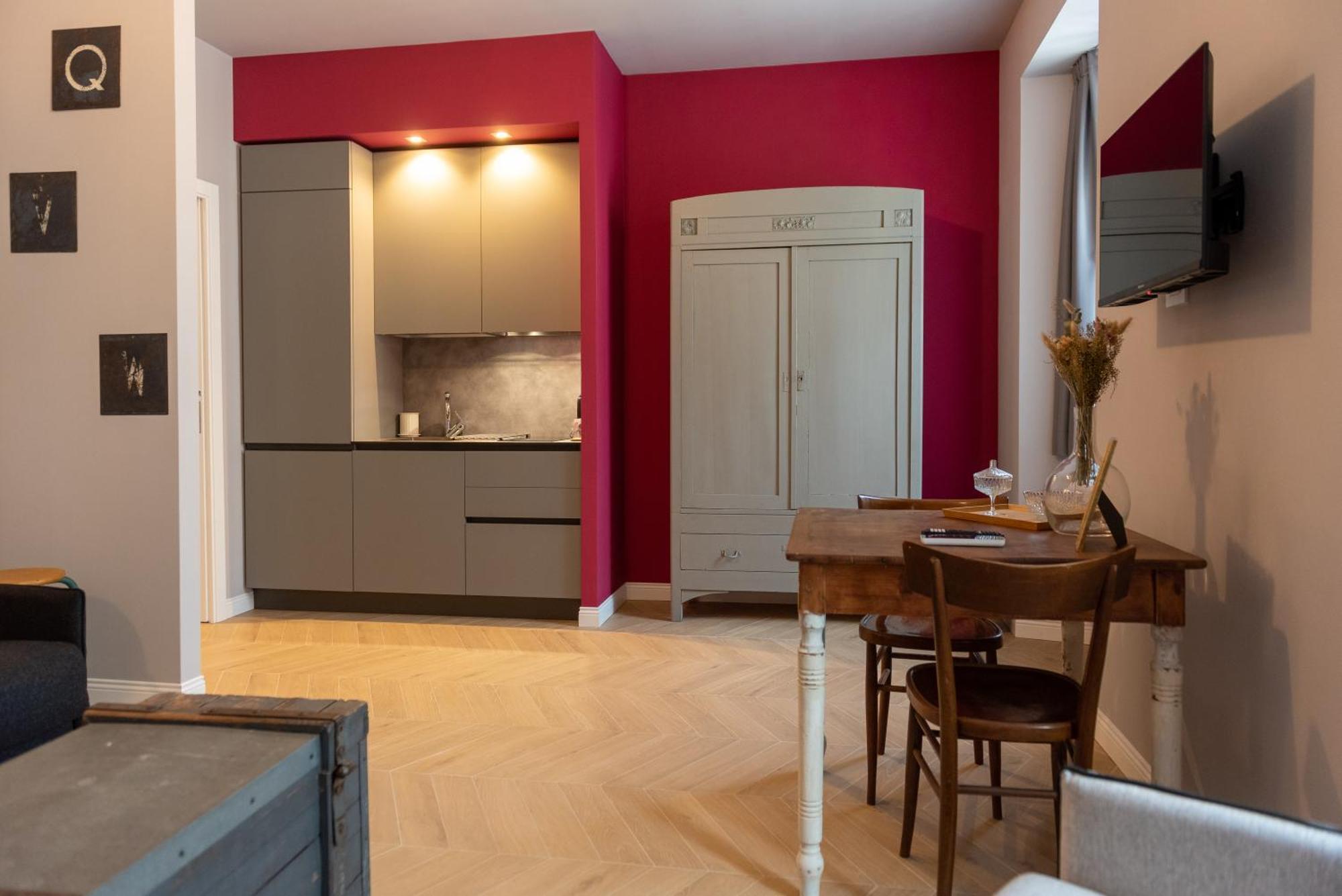 Regina Boutique Suites トリエステ エクステリア 写真