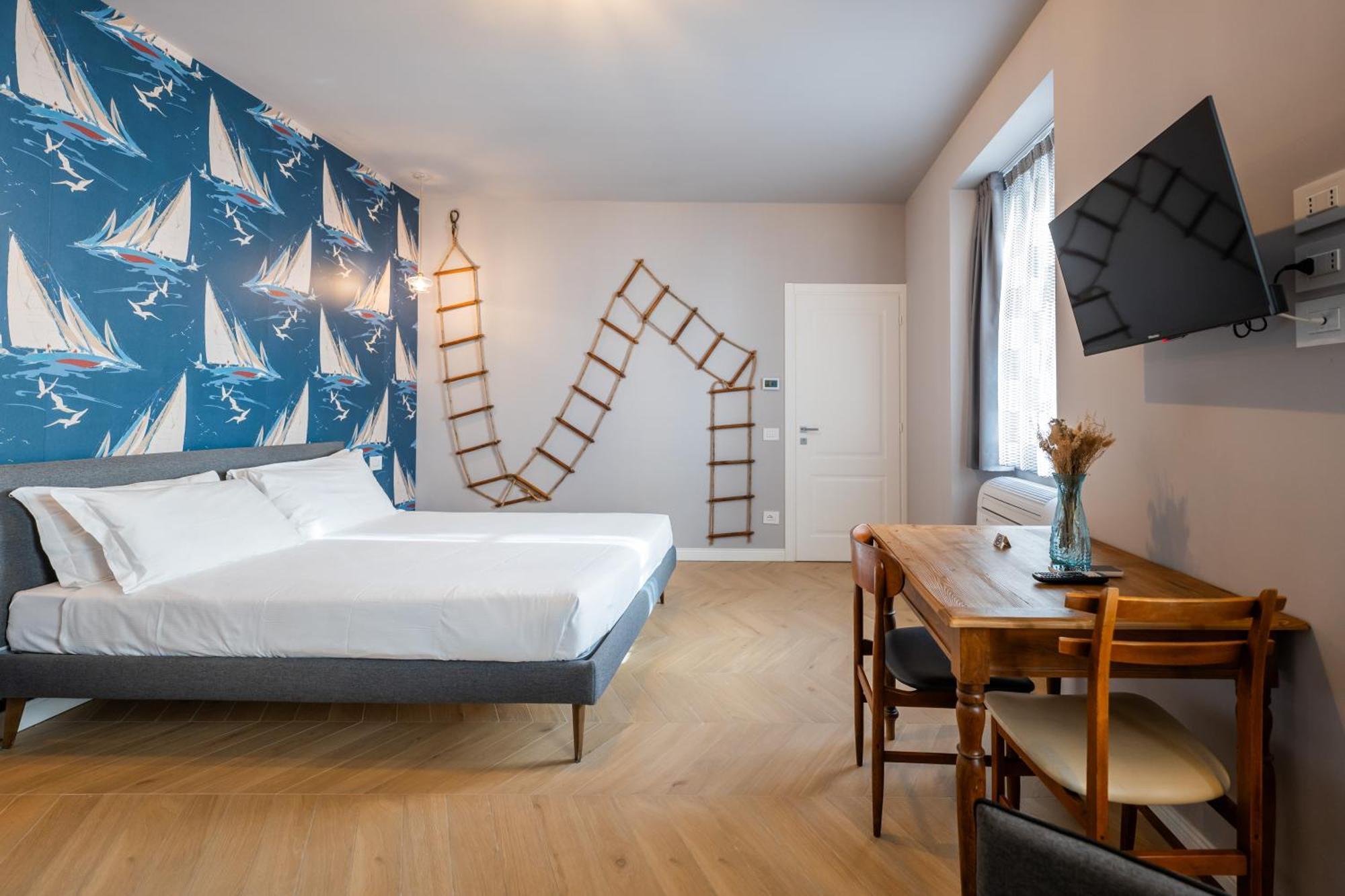 Regina Boutique Suites トリエステ エクステリア 写真