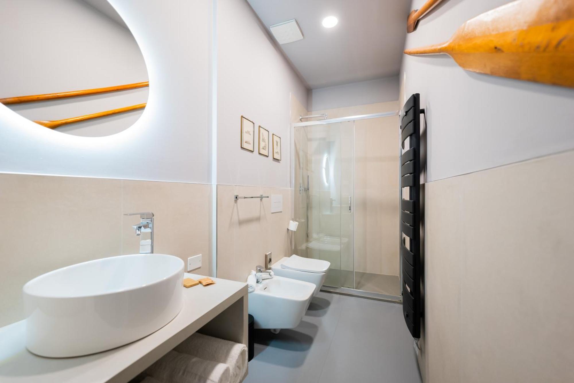 Regina Boutique Suites トリエステ エクステリア 写真